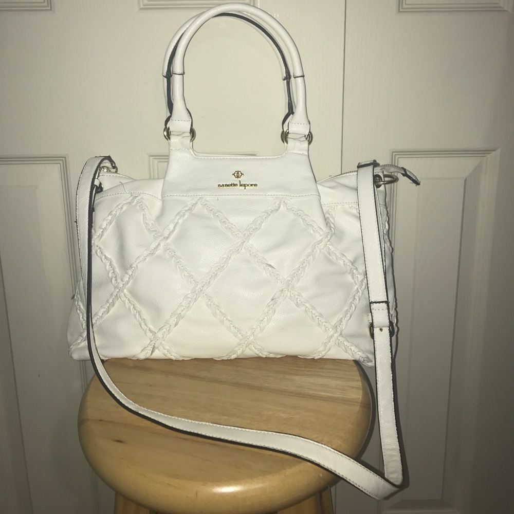 NWOT NANETTE  LAPORE White Cross/Hand/Shoulder bag